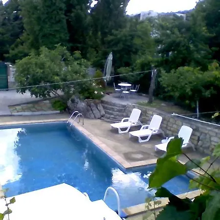 Part Of The House In The Apple Garden Affittacamere *