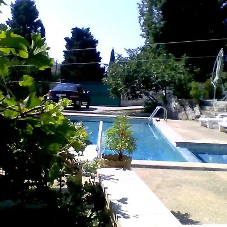 Part Of The House In The Apple Garden Affittacamere *