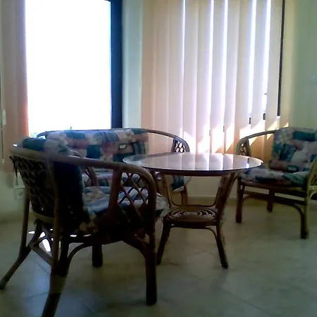 Part Of The House In The Apple Garden * Βάρνα