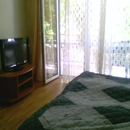 Part Of The House In The Apple Garden Πανσιόν Βάρνα
