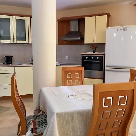Part Of The House In The Apple Garden Πανσιόν Βάρνα